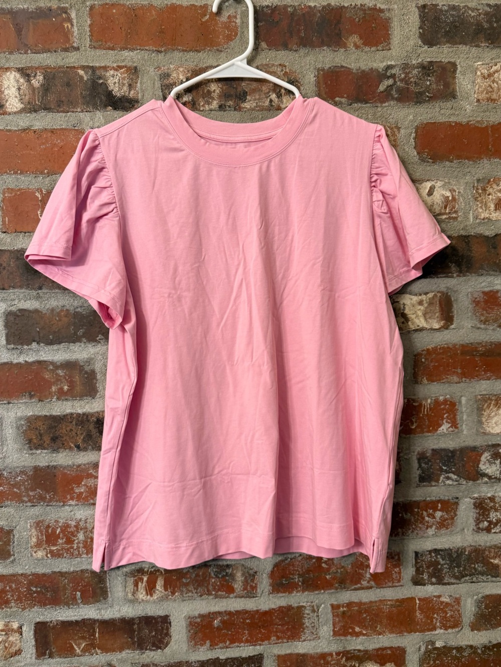 T247 - Time and Tru Pink Short Sleeve Tee with Ruffle Shoulders